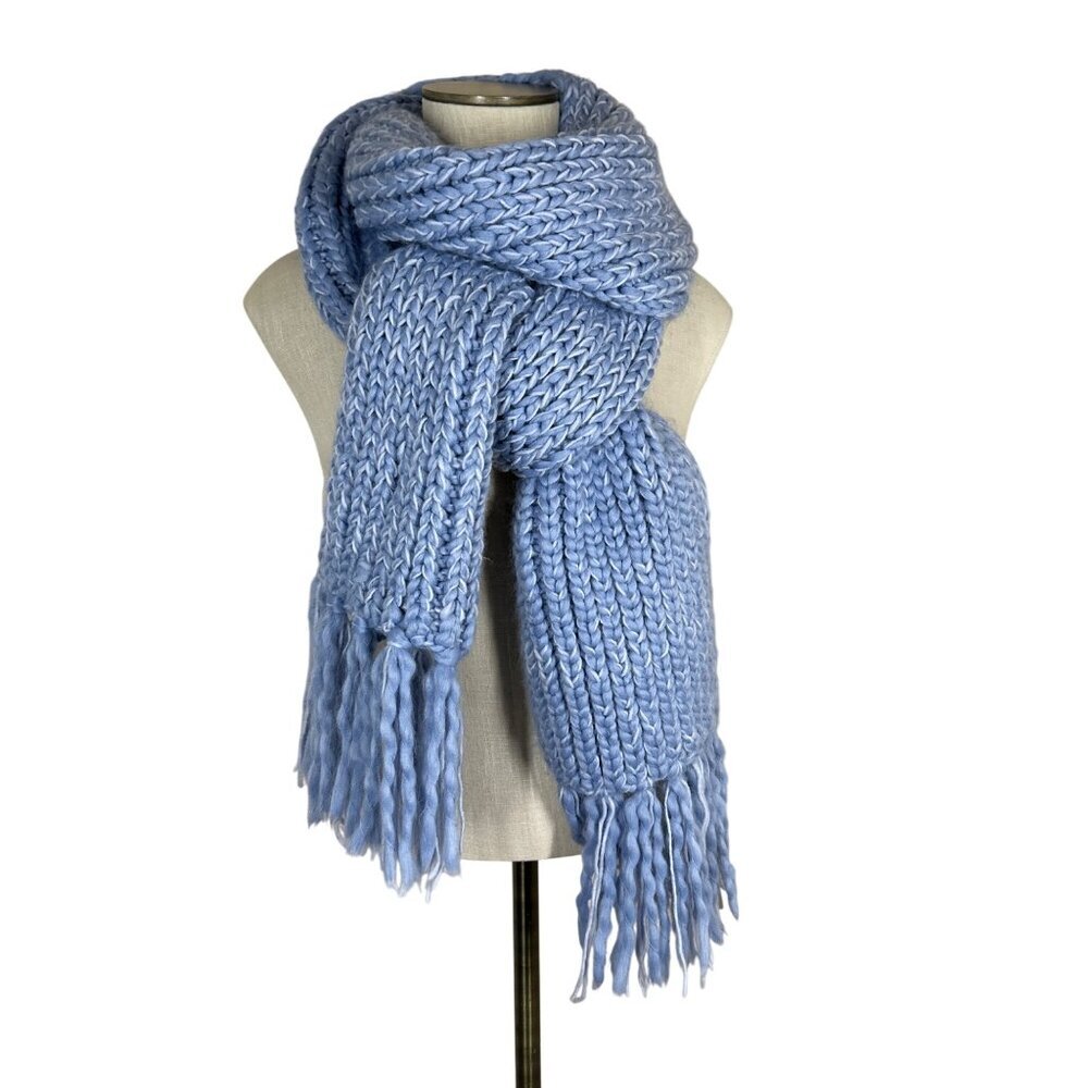 Barbour Tassel Trim Chunky Knit Scarf Light Blue Womens Size One Size Cozy Cabin